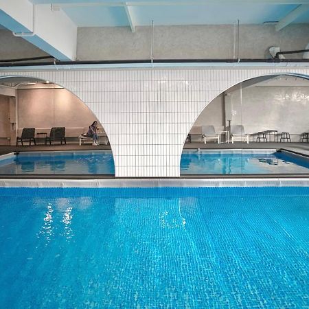 E11 Hotel - Bts Punnawithi Бангкок Экстерьер фото